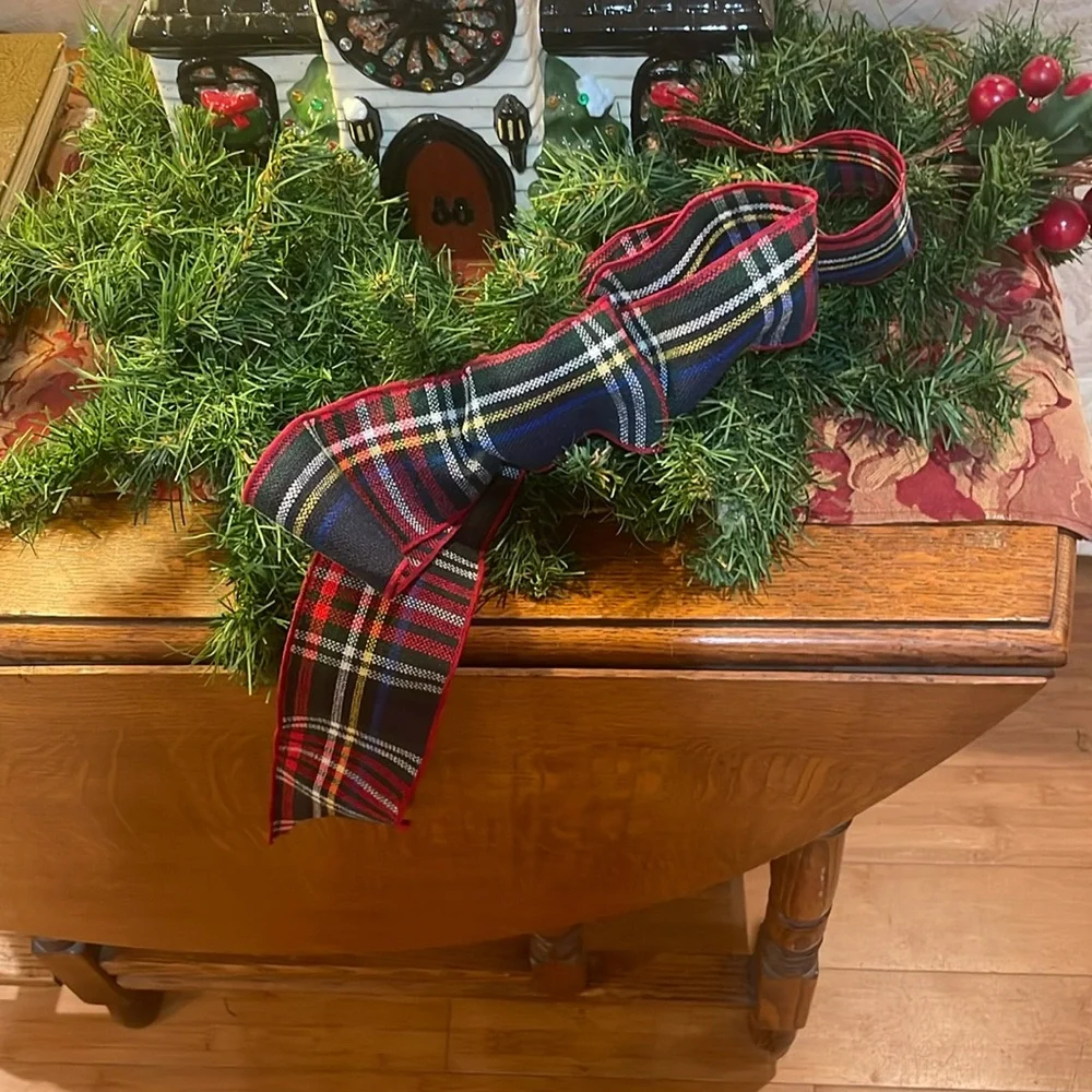Vintage christmas garland